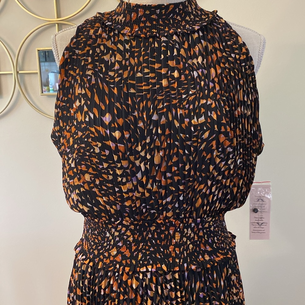 Nanette Lepore black with orange print woman’s pleated dress, high neck sz 16 - Picture 4 of 15